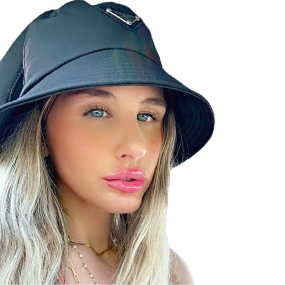 PRADA Re-Nylon Bucket Hat - Picture 5 of 6